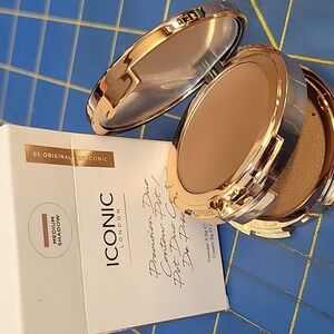 ICONIC London Contour Duo in Medium Shadow 3.5g New in Box